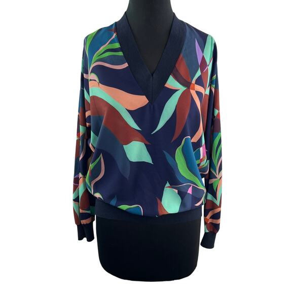 TED BAKER Byssie Supernatural Multi Top Cotton Ribbed V-Neck Pullover Size 2 - Picture 1 of 10